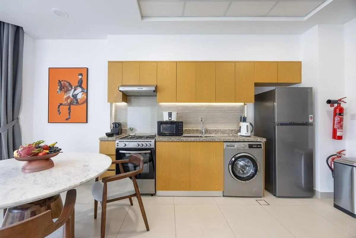 Luxury Downtown 1-Bedroom With Burj Khalifa Views Dubai Apartment